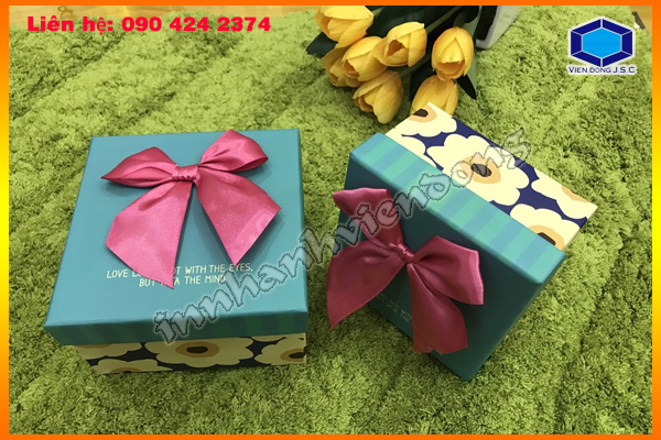 Bán hộp đựng quà có sẵn  | Địa chỉ in hoa vải cài áo đẹp, rẻ, sang trọng, in lấy ngay tại Hà Nội | In Vien dong